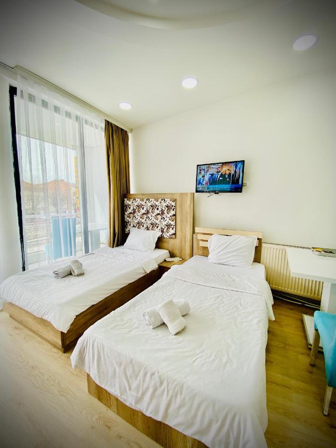 Hotel Perla Призрен Екстериор снимка