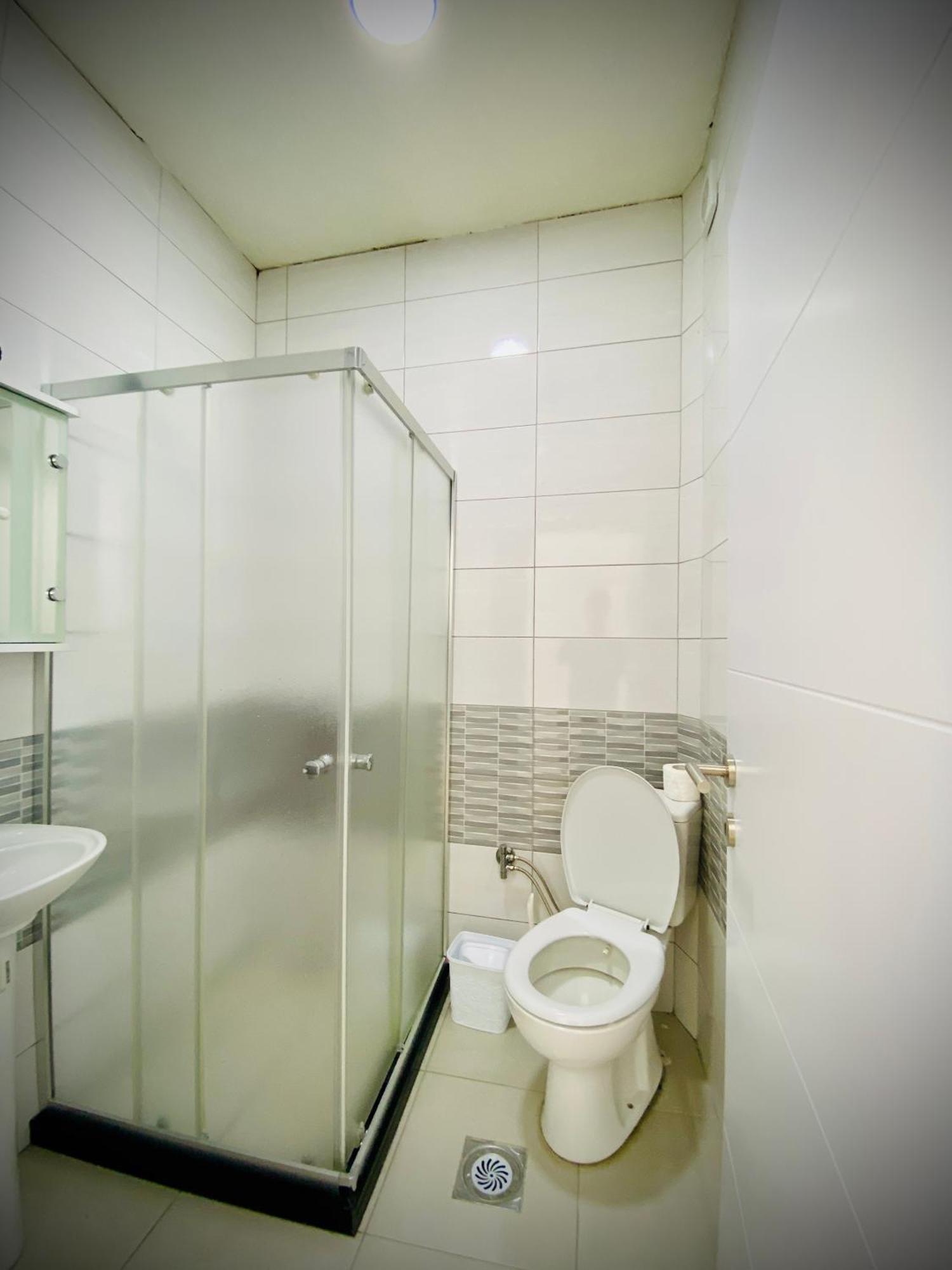 Hotel Perla Призрен Екстериор снимка